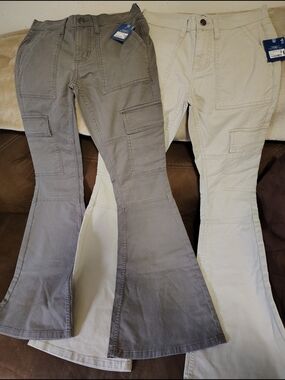 Arizona Jean Company Women's Flared Cargo Pants - Gray & Cream